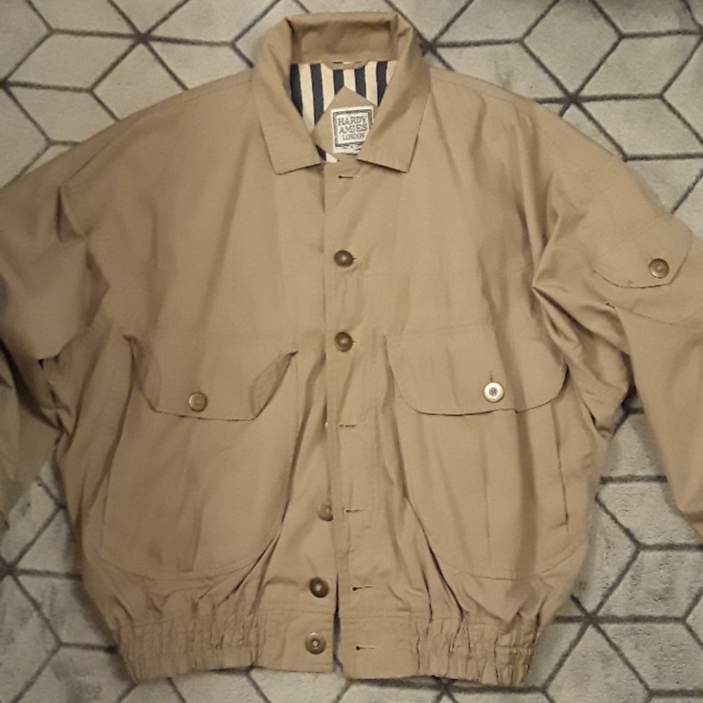 Hardy amies collared bomber